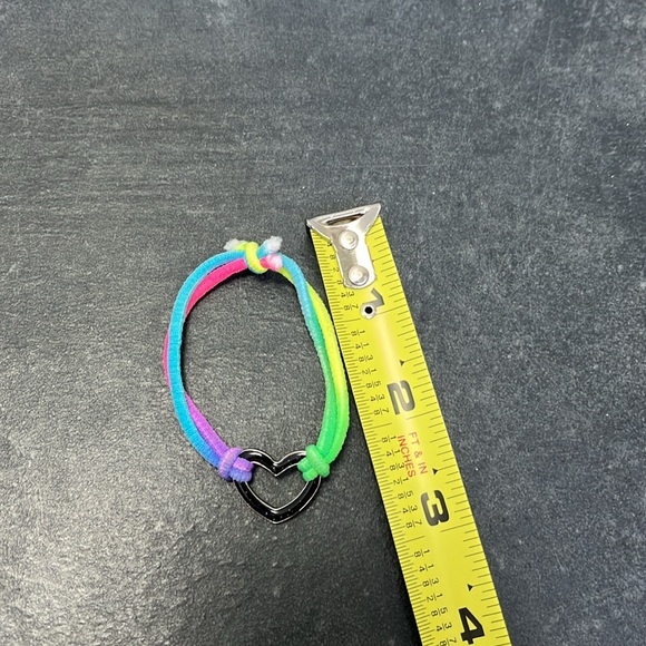 Heart Rainbow Girls Stretch Bracelet - Picture 4 of 4